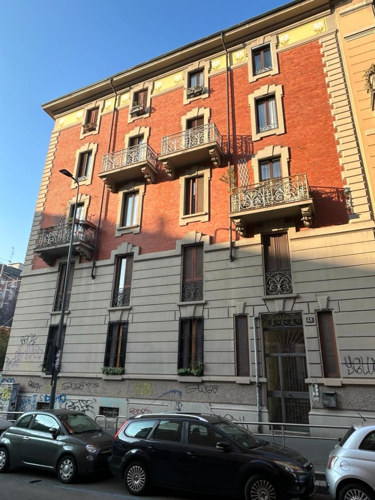 Ampio Bilocale Sui Navigli Milano Apartman Kültér fotó